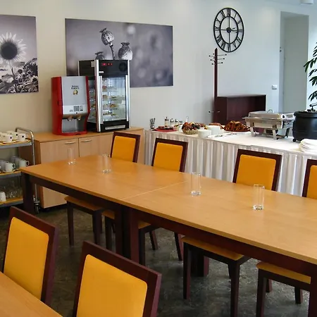 Senimo Hotel