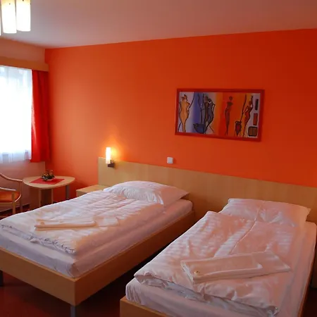 Senimo Hotel