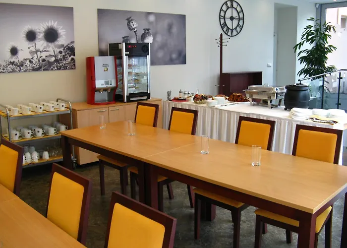 Senimo Hotel 3*